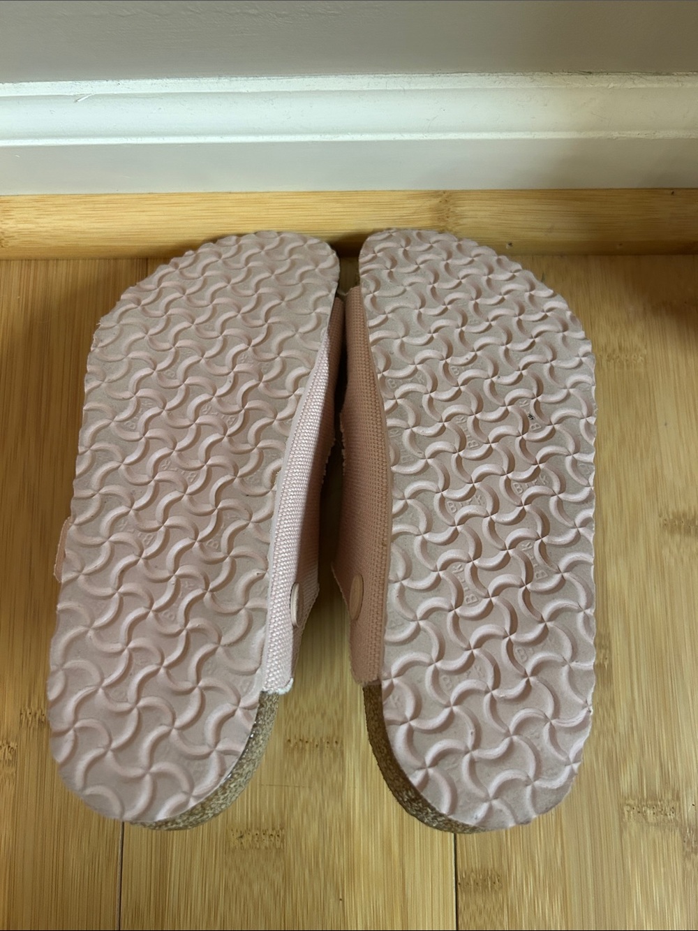 Birkenstock Kids Double-Strap Light Pink Sandals size 2 - Picture 2 of 7